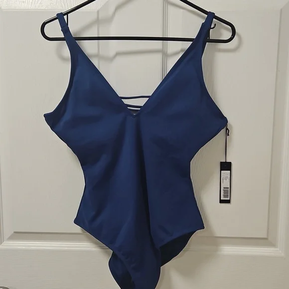 NWT TA3 Plungey In Royal Blue/Navy, M Short - Picture 3 of 11